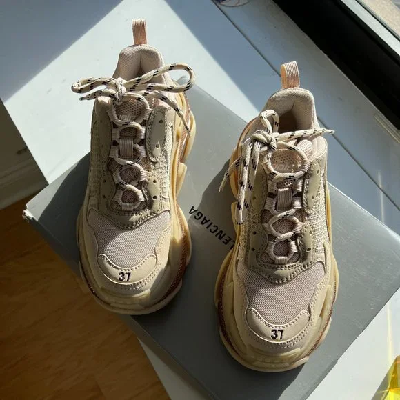 Balenciaga shoes hotsell poshmark
